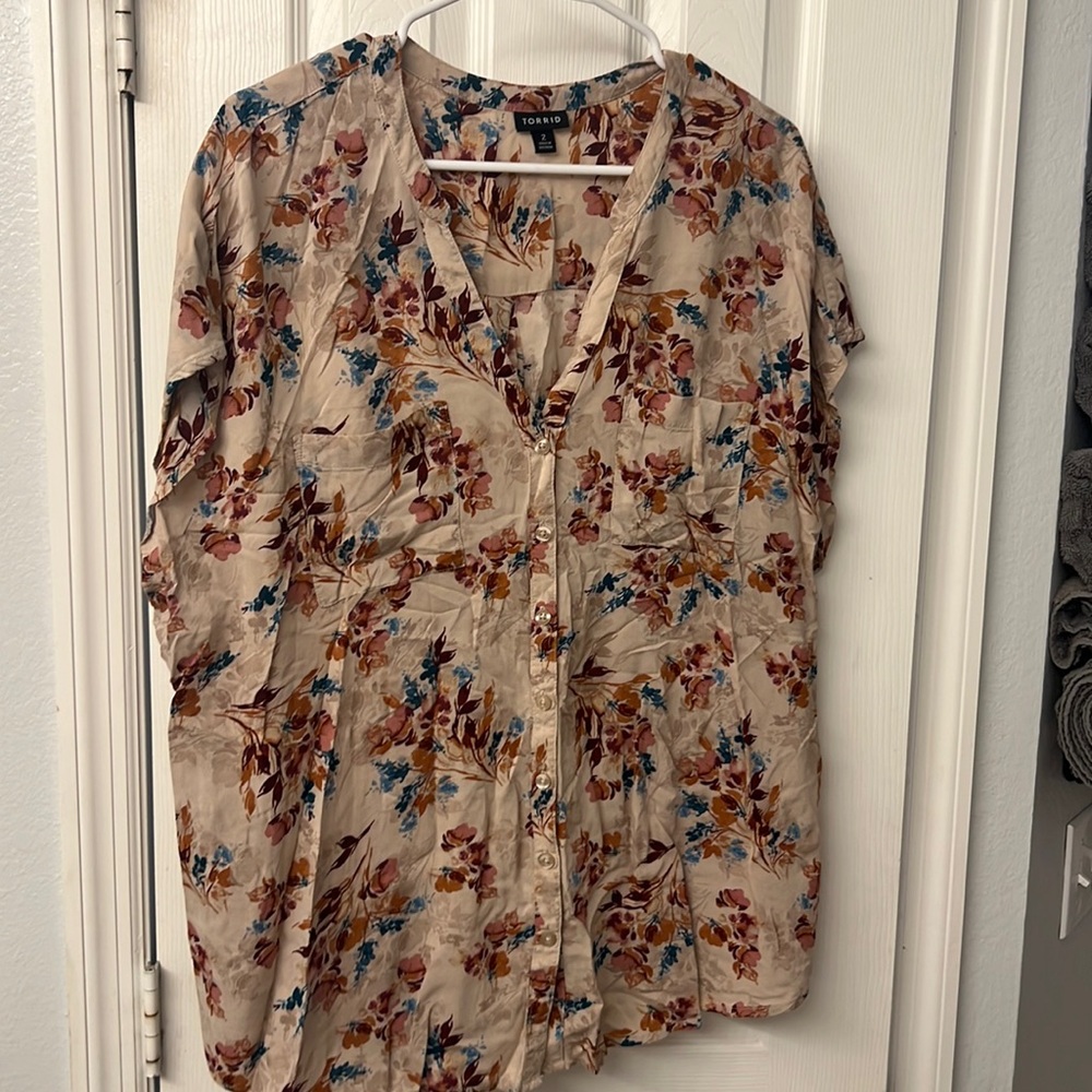 Torrid Top size 2